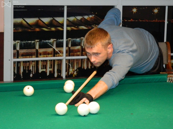 "Новичок" Денис Чекушин не готов был одолеть "чемпиона"